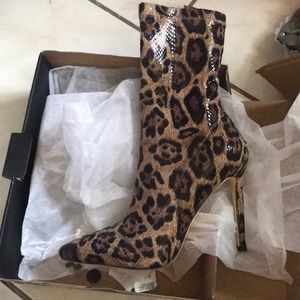 Brown leopard Fashion Nova heels
